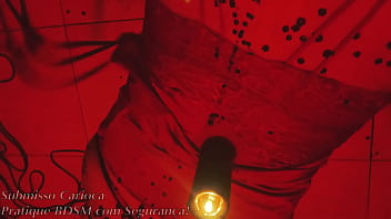 Sub Carioca Praticando Wax Play