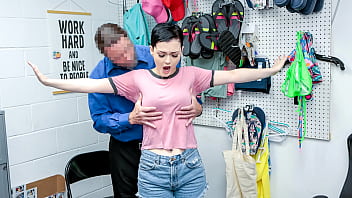 Teen Gets Into Serious Trouble With The Pervert Security Officer – Lyftersex