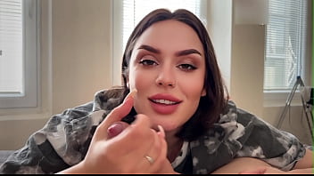 A Hot Girl On The First Date Offered To Come To Her House For Tea And Got Up Doggy Style