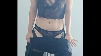 Muestro Un Poco Mientras Te Bailo