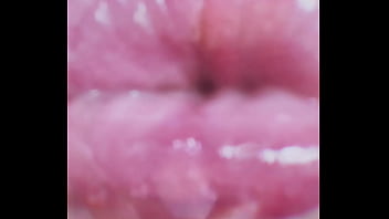 Chick Nude Lips Makes You Hot