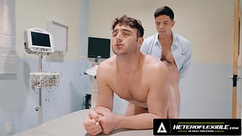 Heteroflexible – Pervert Doctor Dakota Payne Starts Jerking Off During Michael Boston Prostate Exam