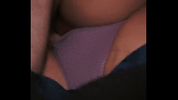 Me Cojo A La Esposa De Mi Cuñado Cuando El Se Va A Trabajar De Noche Y La Embarazo