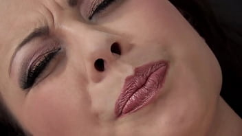 Brunette Milf Masturbate In Black Stocking