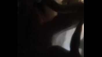 Levrette Vue De Profil De La Petite Pute De Kais