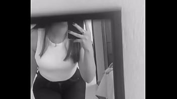 Isabella Valeriano – Culo, Tetas, Lentes, Piernotas – Unknown – 2025 – Sexy – Experience – Video 93625