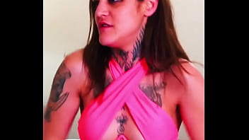 Pink Underwire Top / Bikini Sarafinalove93 Had A Hard Time With Under-wire Top / Bikini. Of Course I Volunteered To Help. … – Video 1160345