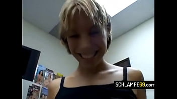 German Teen Gives A Blowjob – blowjob, amateur, german, deutsch-amateur – Video 272131