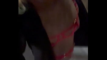 Trans Cubana Camina Desnuda Por La Calle