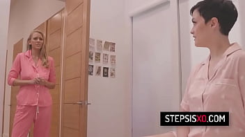 Hot Stepfamily Threesome Sex – Jasmine Daze, Jade Valentine