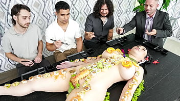 Cooking Up A Storm In Their Pants (freeuse Chef) – Suki Sin | Freeusema