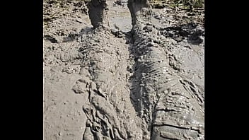 Mudding In County Park Lakebed 2