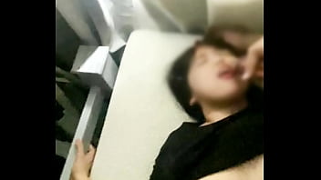 Asawa Ng Seaman Nagpabayo Sa Kapitbahay Dahil Nalamang Nambababae – Real Pinay Sex Scandal