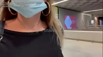 Defi Je Demande A Un Inconnu De Me Baiser A Paris L_aéroport