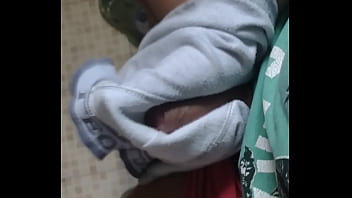 Me La Jalo Con Un Boxer