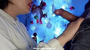 The First Christmas Blowjob With Deep Throat Maquinasperfectas