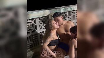 Pretinho Dotado Fodendo A Xluas2 E Bruna Surfistinha Ao Mesmo Tempo