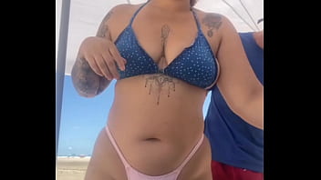 Quase Transamos Na Praia Lotada