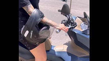 Uber Moto Sapato é Encoxada E Tocada Por Influenciador Famoso Video Vazado !