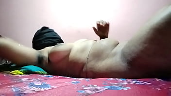 Jawan Mausi Ko Akele Me Chod Diya