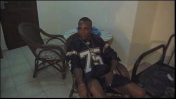 ⁣Duminican Cum Sucker Throat