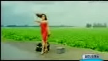 ⁣Women-hitchhikers