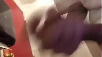 10458231 1588665898022187 2022355070 n.mp4-oh=a781acaa14f615d186cf4d270838df57_oe=5477D6BE_